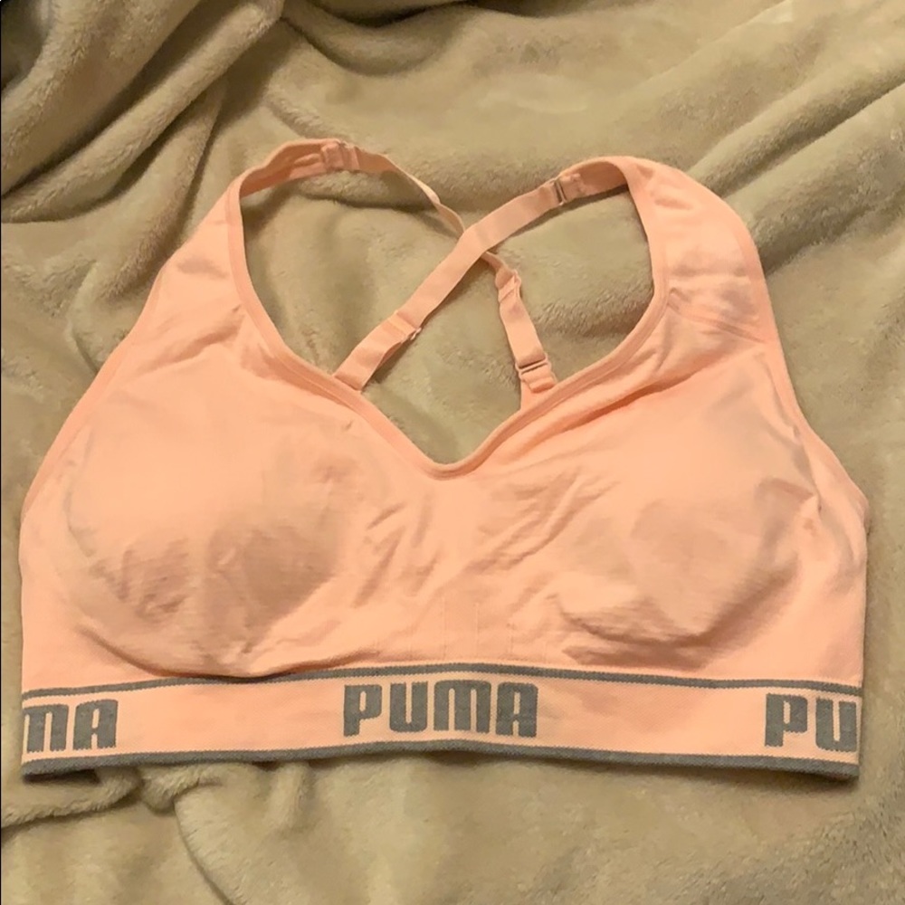 Sports bra